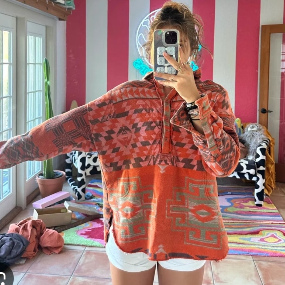 We The Free Arizona Sky Rust and Sage Aztec Hooded Pullover